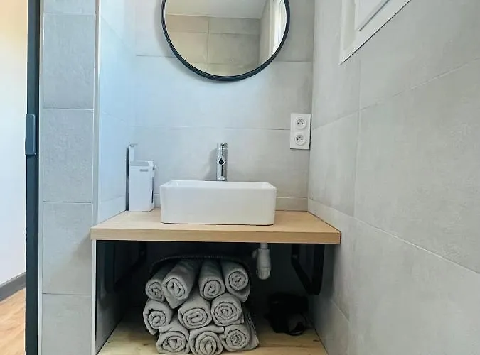 Sleep & Road Couteuges